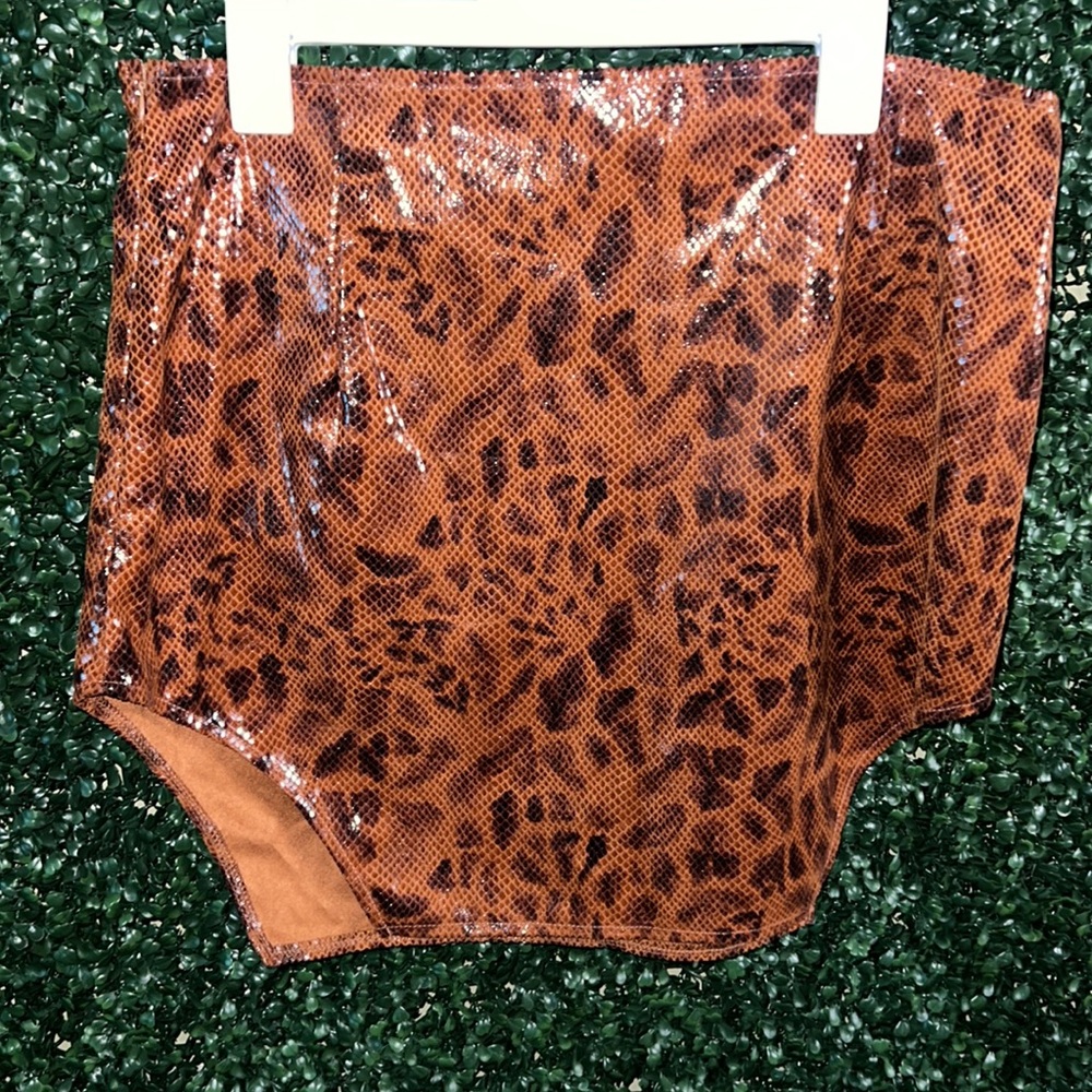 PLT skirt